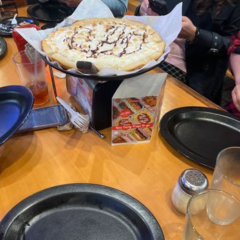 Shakey's Pizza Parlor - Pizza Near Me - Los Angeles, California Shakey's Pizza Parlor - Pizza Near Me - Los Angeles, California