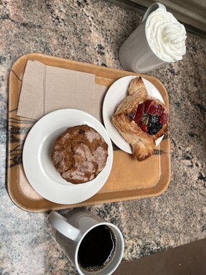 Moonside Bakery & Cafe by null