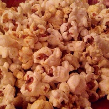 Mad For Chicken Flushing - Complimentary Curry Popcorn - Korean Near Me - Flushing, New York