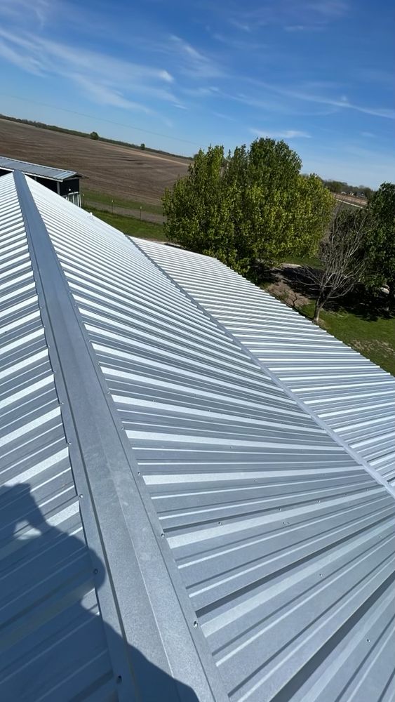 Slide of Victors Welding & Metal Roofing