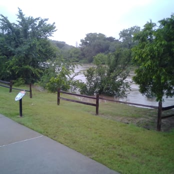 Quanah Parker Park - Pavilion area looking westward. Another area you could descend into to approach the river. - Parks Near Me - Fort Worth, Texas Quanah Parker Park - Pavilion area looking westward. Another area you could descend into to approach the river. - Parks Near Me - Fort Worth, Texas