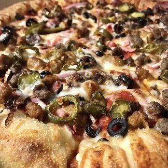 Hungry Howie's Pizza - The Works w/ Jalapeño and Stuffed Crust - Pizza Near Me - San Antonio, Texas