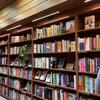 Bird’s Bookstore - Bookstores Near Me - Dallas, Texas Bird’s Bookstore - Bookstores Near Me - Dallas, Texas