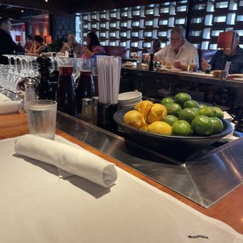 Houston's Restaurant - Happy Father's Day! - Steakhouses Near Me - Pasadena, California