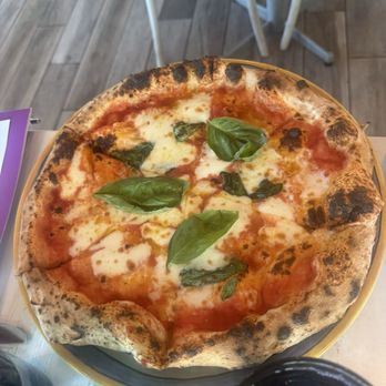 Locanda Amalfi - Margherita pizza - Italian Near Me - Pleasanton, California Locanda Amalfi - Margherita pizza - Italian Near Me - Pleasanton, California