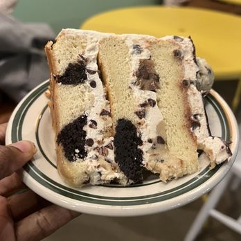 NG Cafe - Chocolate chip cookie dough cake - Thai Near Me - Austin, Texas