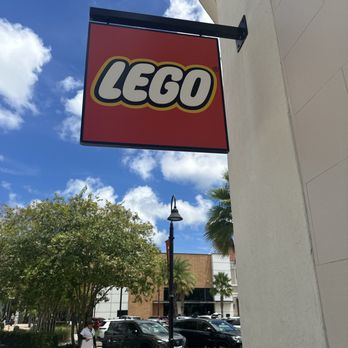 The LEGO Store - Toy Stores Near Me - Jacksonville, Florida The LEGO Store - Toy Stores Near Me - Jacksonville, Florida