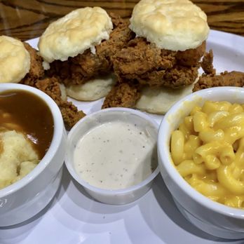 CP Between The Lakes - Fried chicken & biscuits, mashed potatoes & gravy, with Mac and cheese. - American Near Me - Mt. Juliet, Tennessee