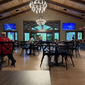 Woods Fort Restaurant - Inside dining - New American Near Me - Troy, Missouri