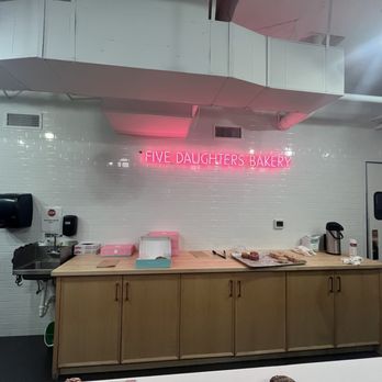 FIVE DAUGHTERS BAKERY - Updated November 2024 - 80 Photos & 32 Reviews