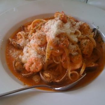 Mangia Bene Restaurant - linguini with seafood - Italian Near Me - Martinez, California Mangia Bene Restaurant - linguini with seafood - Italian Near Me - Martinez, California