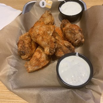 Buffalo Wild Wings - 6 pieces wild wings - Sports Bars Near Me - Kaneohe, Hawaii Buffalo Wild Wings - 6 pieces wild wings - Sports Bars Near Me - Kaneohe, Hawaii