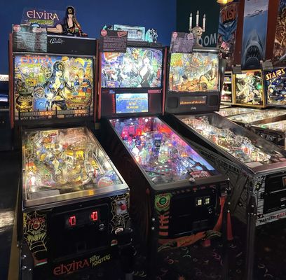 Sparks Pinball Arcade - Premier Lanes by null