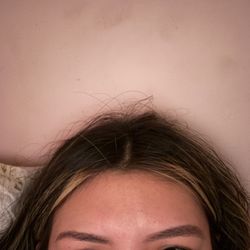 Daxa Beauty & Threading Salon