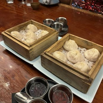 Qi Austin - Shanghai soup dumplings - Dim Sum Near Me - Austin, Texas