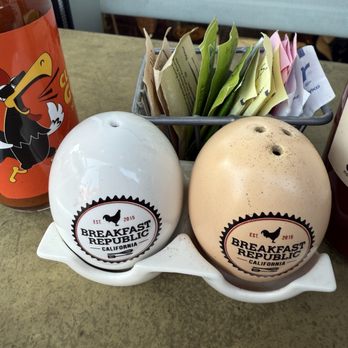 Breakfast Republic - Cute branded salt and pepper shakers - Breakfast & Brunch Near Me - Culver City, California Breakfast Republic - Cute branded salt and pepper shakers - Breakfast & Brunch Near Me - Culver City, California