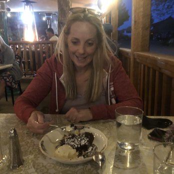 Hell's Backbone Grill & Farm - Gluten feee gingerbread dessert - American Near Me - Boulder, Utah Hell's Backbone Grill & Farm - Gluten feee gingerbread dessert - American Near Me - Boulder, Utah