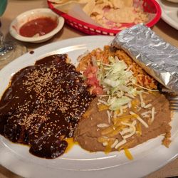 Fiesta Cancun - Chicken Mole