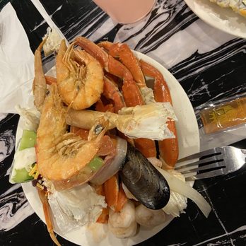 Ocean Buffet - Crab legs, oysters, mussels, prawn, ...... - Buffets Near Me - Massapequa, New York Ocean Buffet - Crab legs, oysters, mussels, prawn, ...... - Buffets Near Me - Massapequa, New York