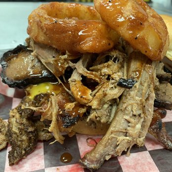 Ritchie's Backyard Bbq - Pit Boss Burger! - Barbeque Near Me - Piketon, Ohio