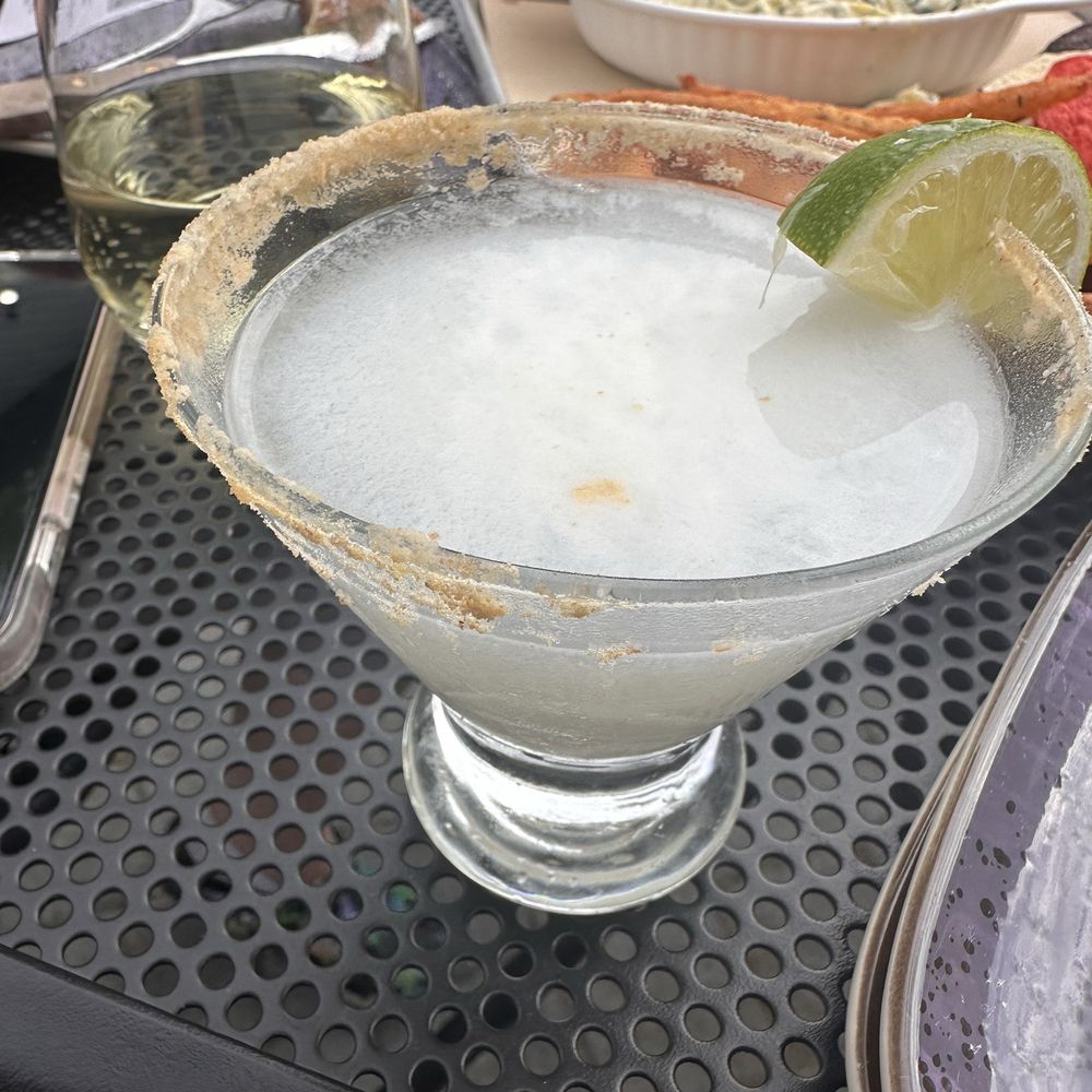 The Bear’s Den - Key lime martini - Pubs Near Me - Granby, Connecticut The Bear’s Den - Key lime martini - Pubs Near Me - Granby, Connecticut