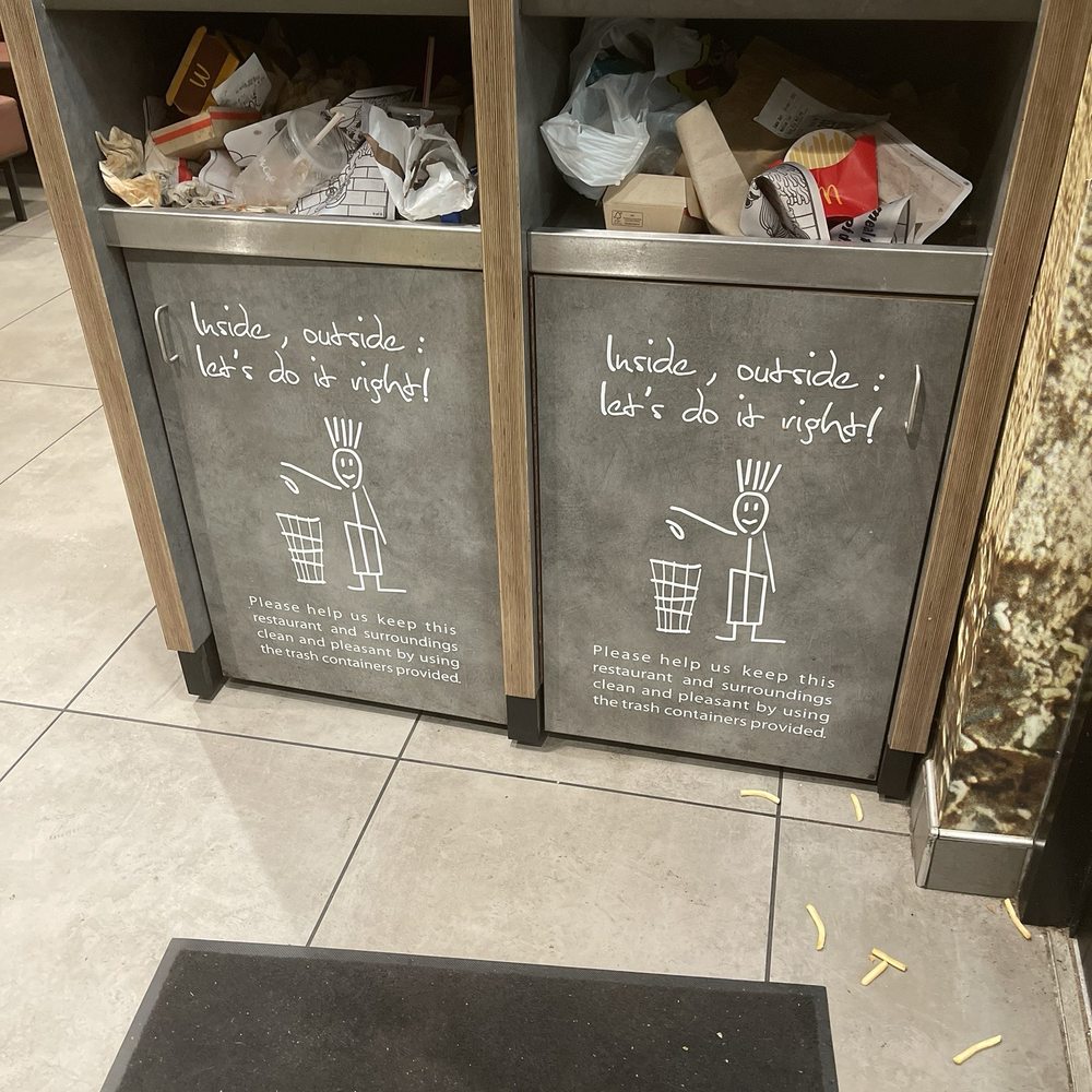 McDonald's - All trash running over - Fast Food Near Me - Cornelia, Georgia McDonald's - All trash running over - Fast Food Near Me - Cornelia, Georgia