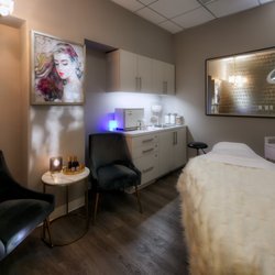 KAO Aesthetics - Treatment Room for Skin Therapies
