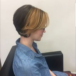Joe's Hair Salon