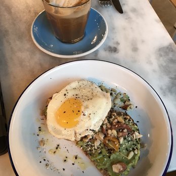 Drift Coffee & Kitchen  - Coffee & Tea Near Me - Wilmington, North Carolina