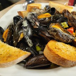 Trattoria Pane e Vino - Muscheln in Weißweinsauce