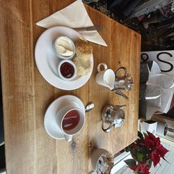 Bennett's Cafe & Bistro - Excellent seating