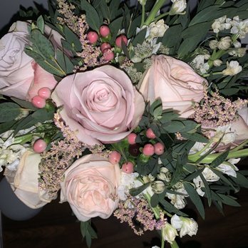 Blossom Flower Shops - Wedding bouquet 4 days later and still stunning - Florists Near Me - Yonkers, New York Blossom Flower Shops - Wedding bouquet 4 days later and still stunning - Florists Near Me - Yonkers, New York