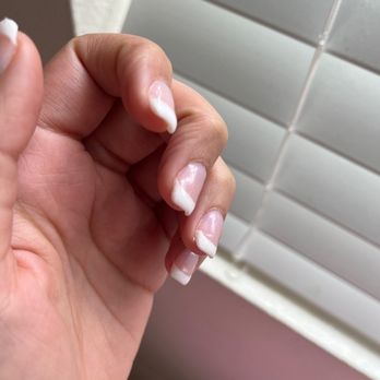1. Family Nail Spa Clermont