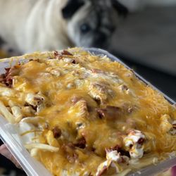 Tacos El Gordo - Large Adobada Fries with no green sauce
