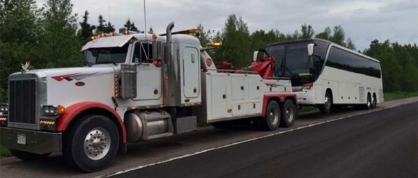 DYNAMIC TOWING - Updated June 2026 - 33 Photos - 35 Beaverbrook St ...