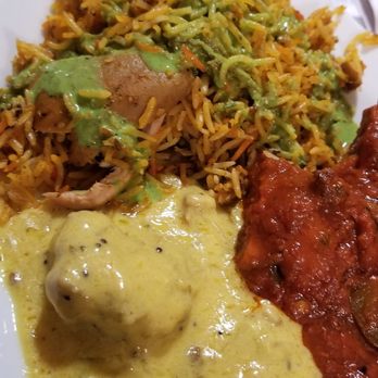 Vindaloo Indian Cuisine - Ellesmere - Colorful meal (chicken tikka masala, c Kadhi pakora and biryani rice). - Indian Near Me - Toronto, Ontario