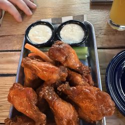 Voodoo Brewing - Buffalo wings