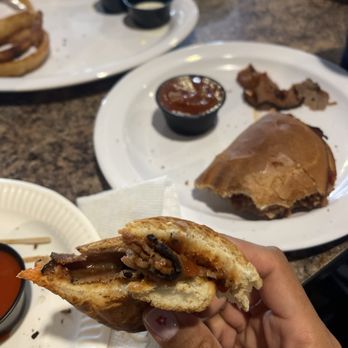 Lamppost Pizza - Roast beef bbq sandwich is mid. Pastrami is way better - Pizza Near Me - Fountain Valley, California Lamppost Pizza - Roast beef bbq sandwich is mid. Pastrami is way better - Pizza Near Me - Fountain Valley, California
