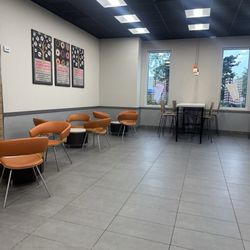 Dunkin - Inside