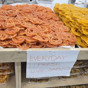 Apna Bazar Cash & Carry - Fresh food - International Grocery Near Me - Edison, New Jersey