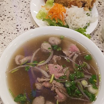 I Love Pho 2 - Rare beef and beef balla - Vietnamese Near Me - Mississauga, Ontario I Love Pho 2 - Rare beef and beef balla - Vietnamese Near Me - Mississauga, Ontario