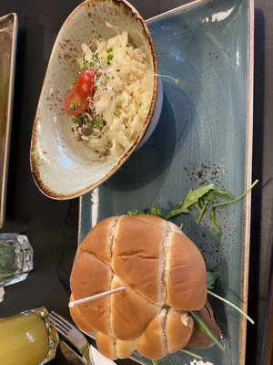 SERVUS German Burger Grill | VIVOCITY by null