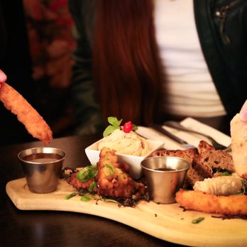 La Terrasse Maillot - Tapas - Brasseries Near Me - Paris, 75 La Terrasse Maillot - Tapas - Brasseries Near Me - Paris, 75