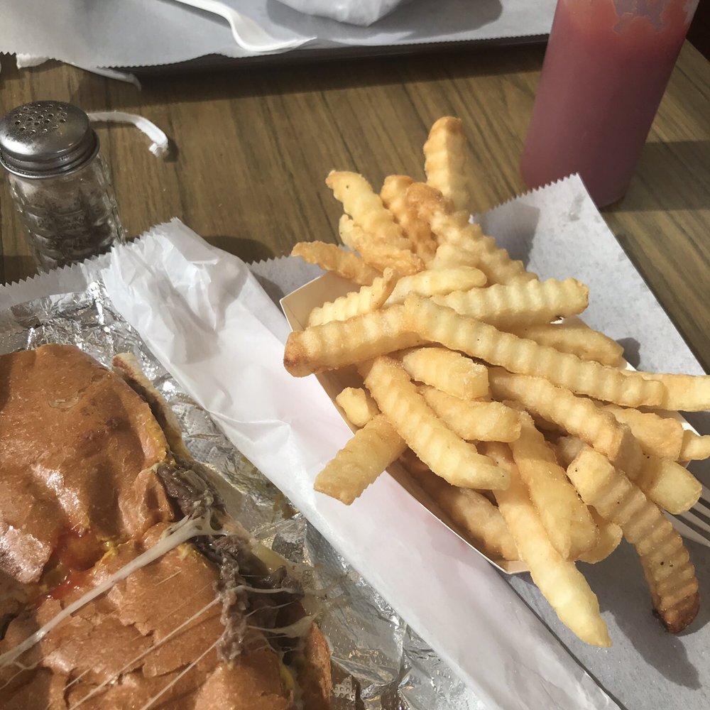 The Broiler - Pizza Near Me - Arlington, Virginia The Broiler - Pizza Near Me - Arlington, Virginia