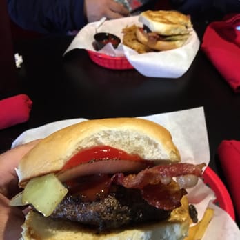 The Pub 529 - Sports Bars Near Me - Houston, Texas The Pub 529 - Sports Bars Near Me - Houston, Texas