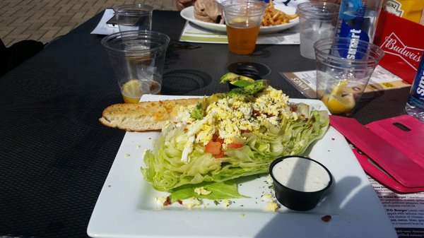 Vines On Clark by null