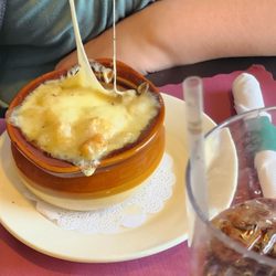 Muddy Waters Pub and Restaurant - Onion soup