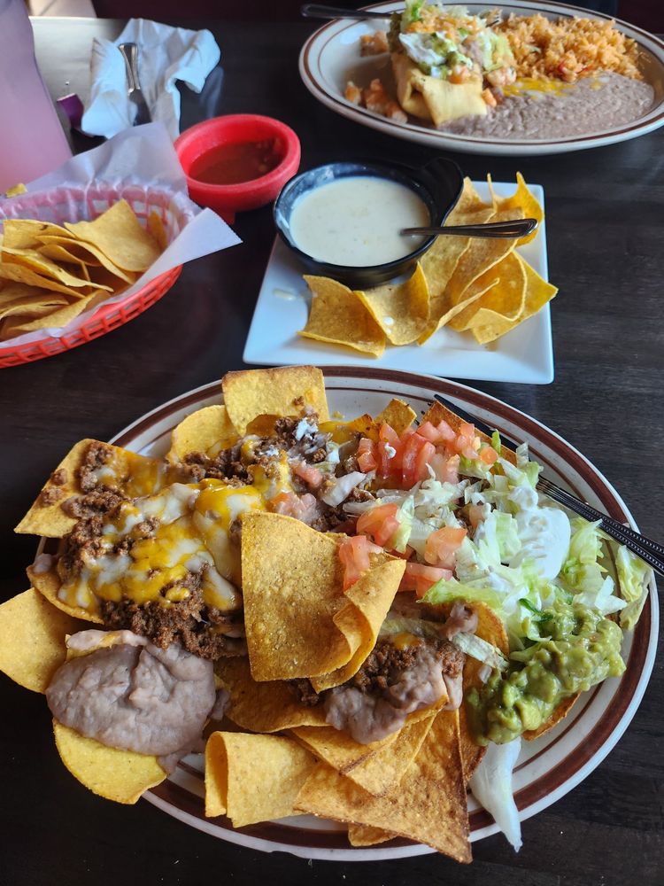 EL TEQUILA MEXICAN RESTAURANT Updated November 2024 18 Photos & 33