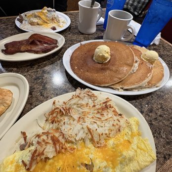 Mama Carol's Kitchen - Omelette and pancakes - Diners Near Me - Chickasha, Oklahoma