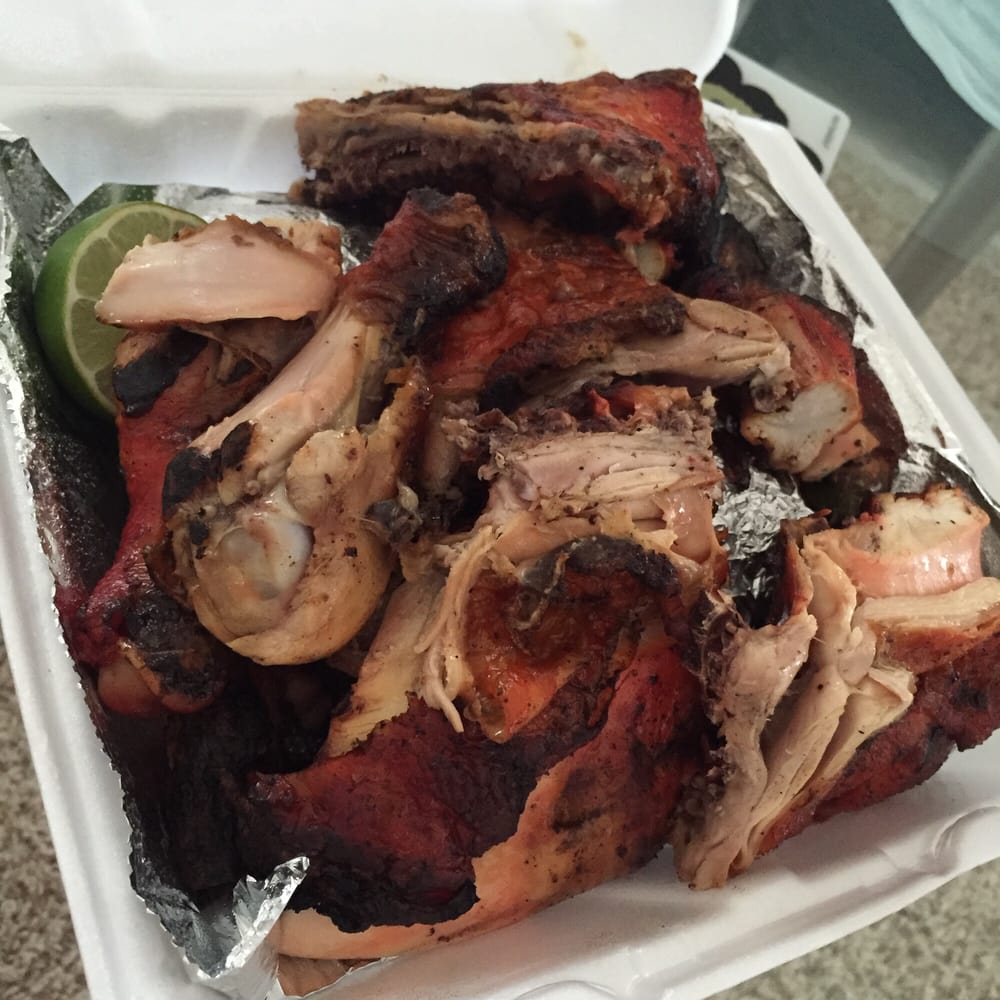 Pollos Torreon Logo